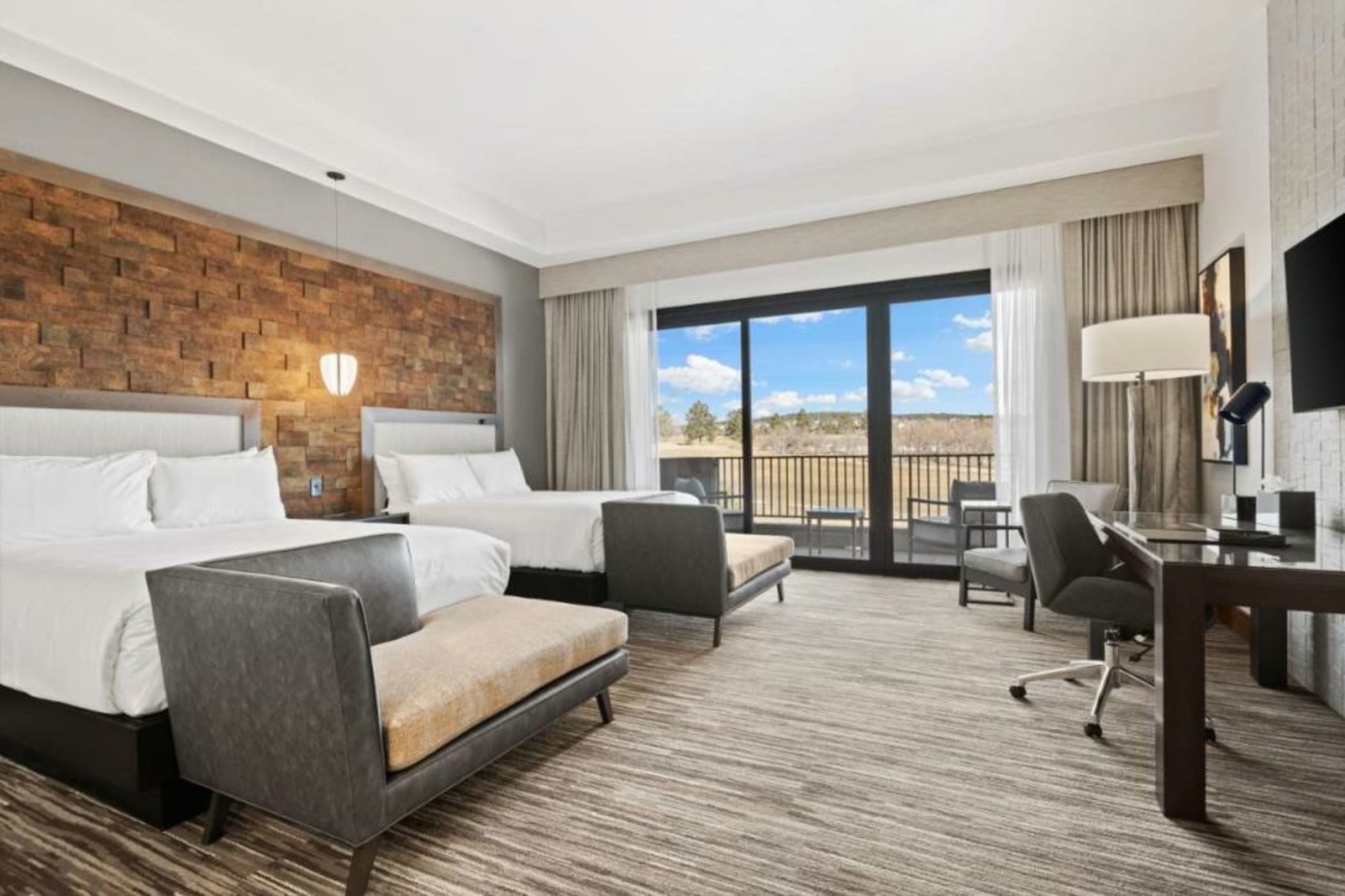 Flying Horse Resort & Club