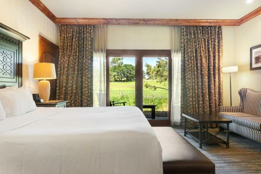 Flying Horse Resort & Club