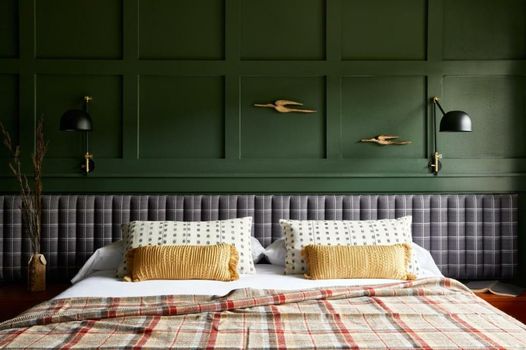 Hunter Lodge, a Bluebird by Lark