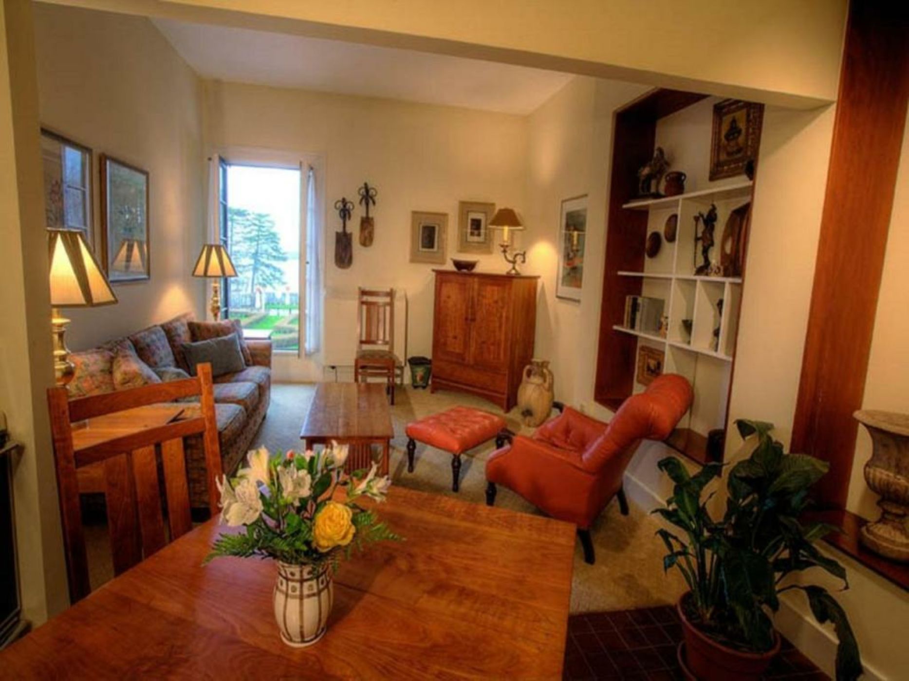 Geneva On The Lake Boutique Resort Hotel