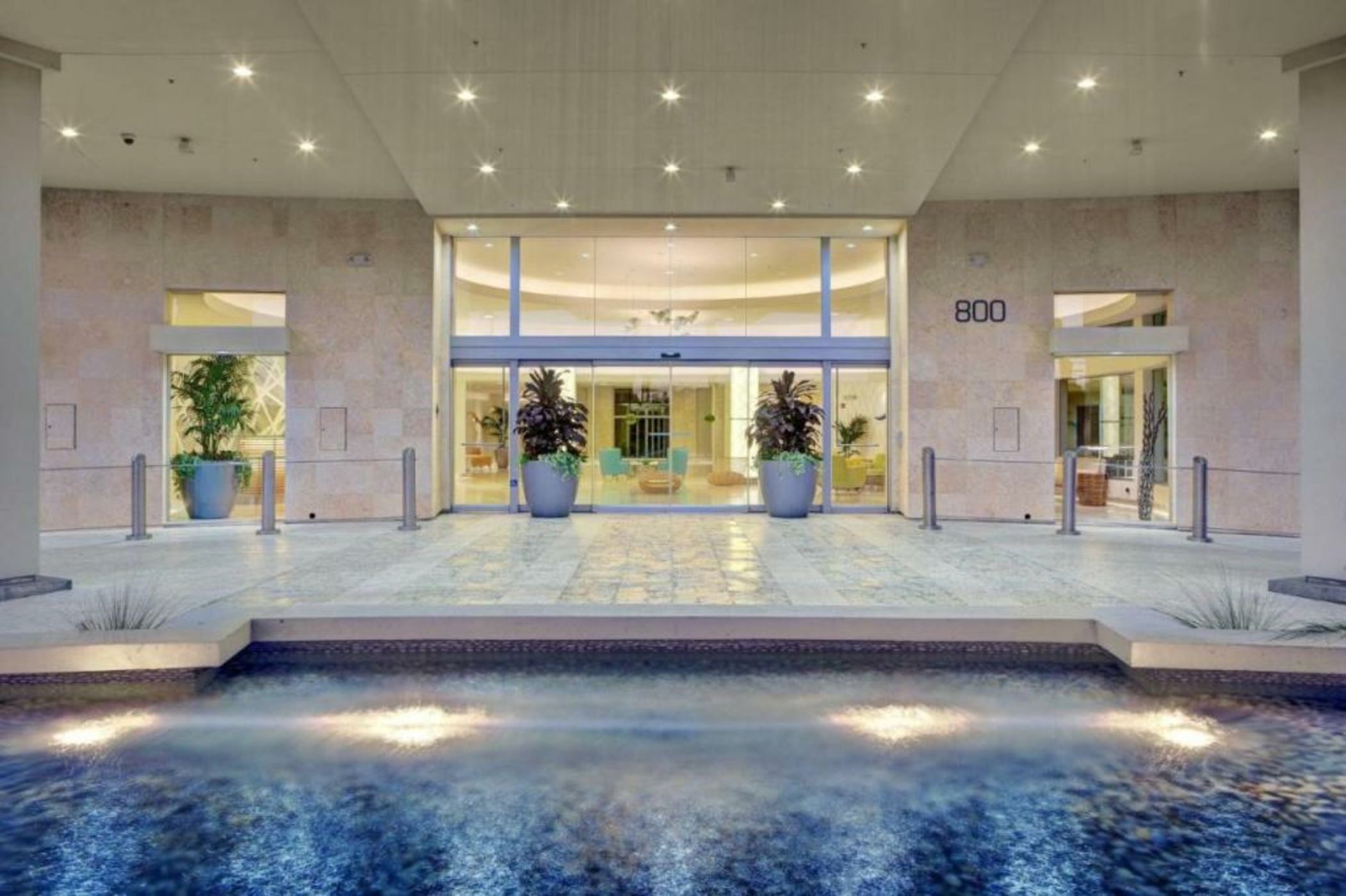 Pier South Resort, Autograph Collection