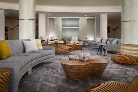 Pier South Resort, Autograph Collection