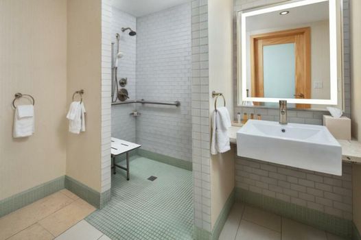 Pier South Resort, Autograph Collection