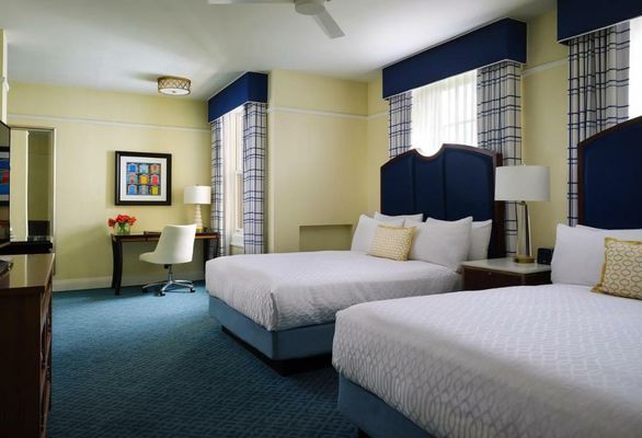 Grande Colonial La Jolla