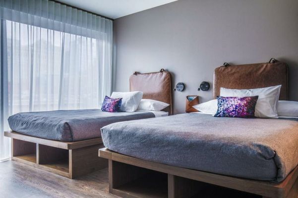 Moxy Chicago Downtown