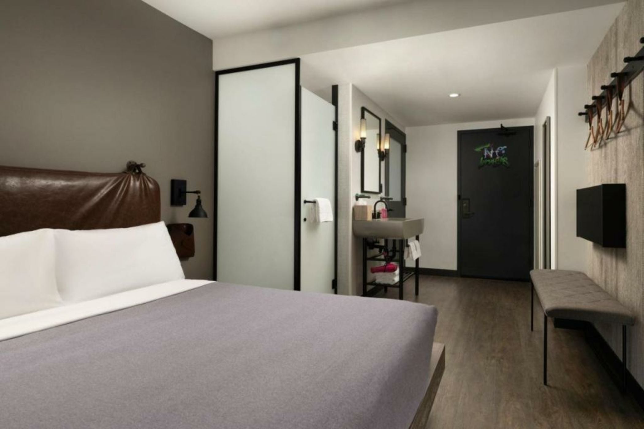 Moxy Chicago Downtown