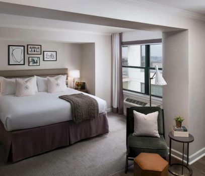 Claridge House Chicago, Tapestry Collection by Hilton