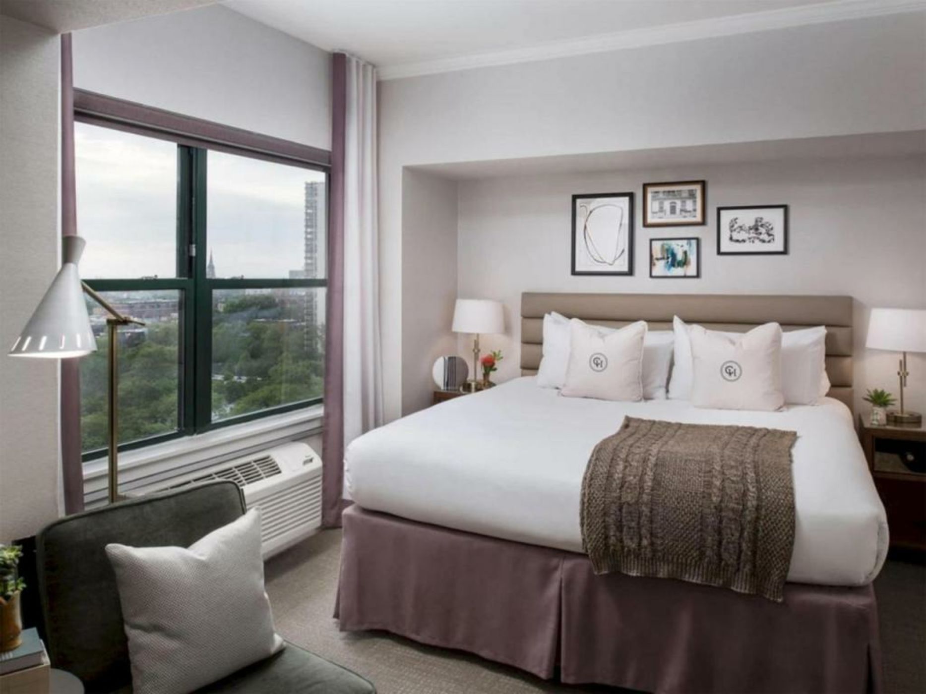 Claridge House Chicago, Tapestry Collection by Hilton