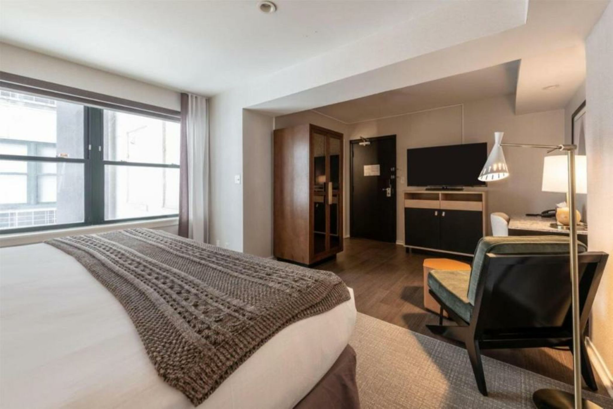 Claridge House Chicago, Tapestry Collection by Hilton