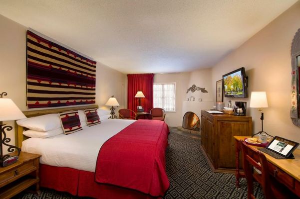 Inn of the Governors