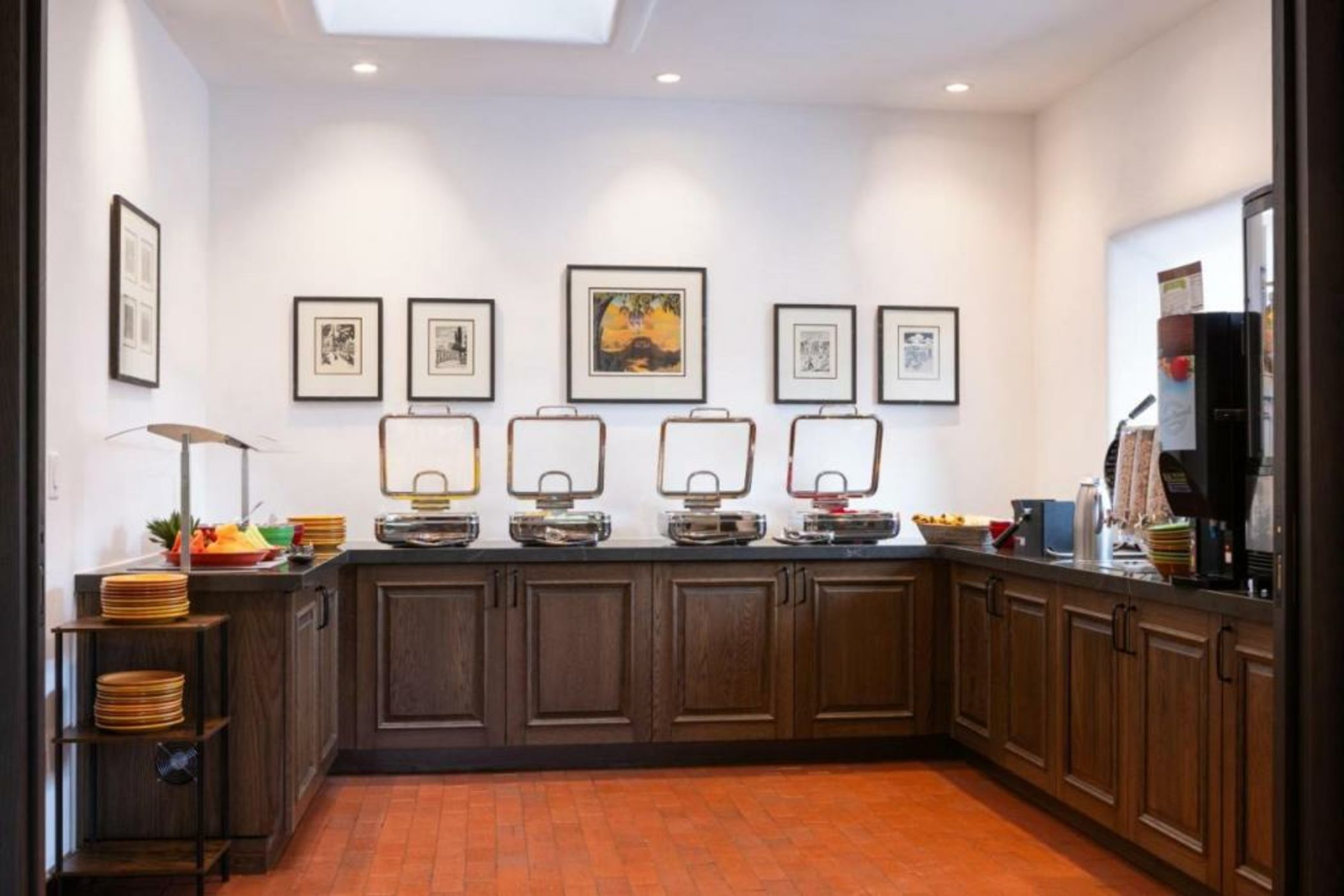 Piñon Court by La Fonda