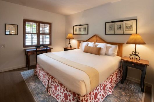 Piñon Court by La Fonda