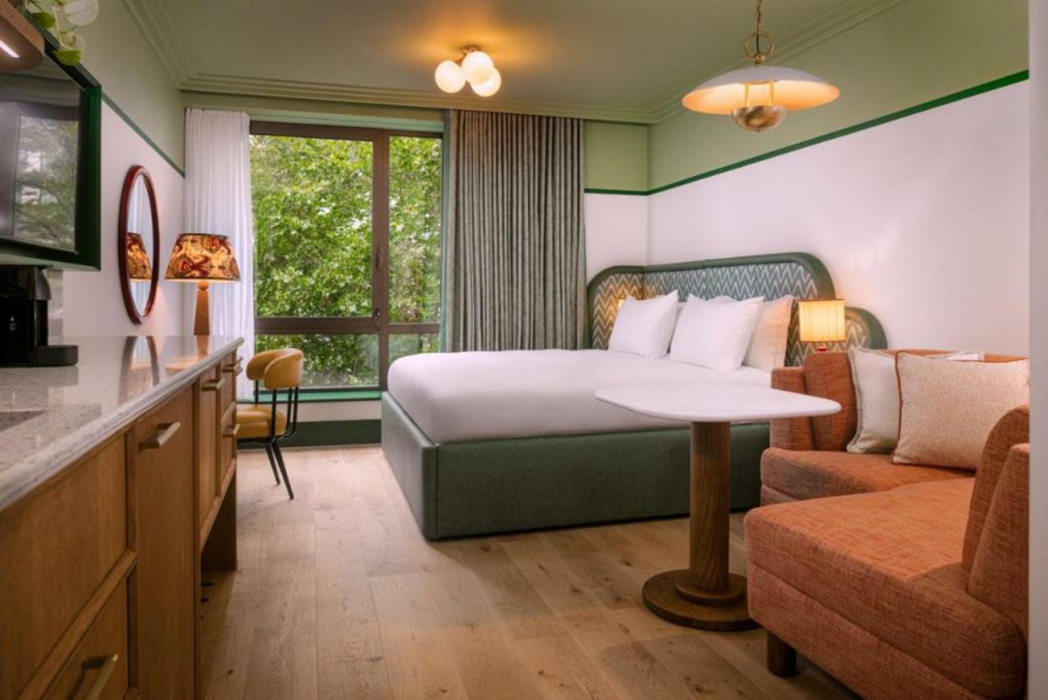 The July - London Victoria