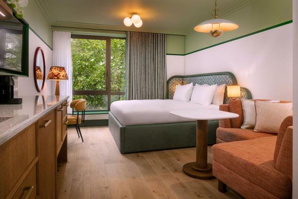 The July - London Victoria