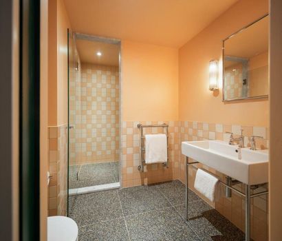 The July - London Victoria