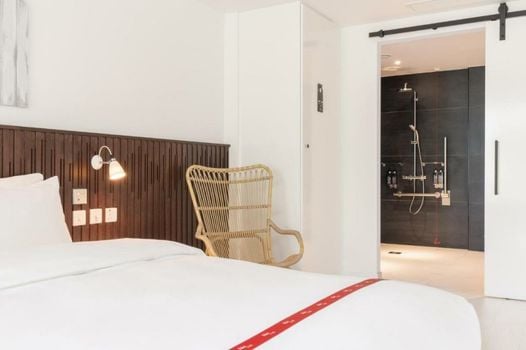 Ruby Zoe Hotel London