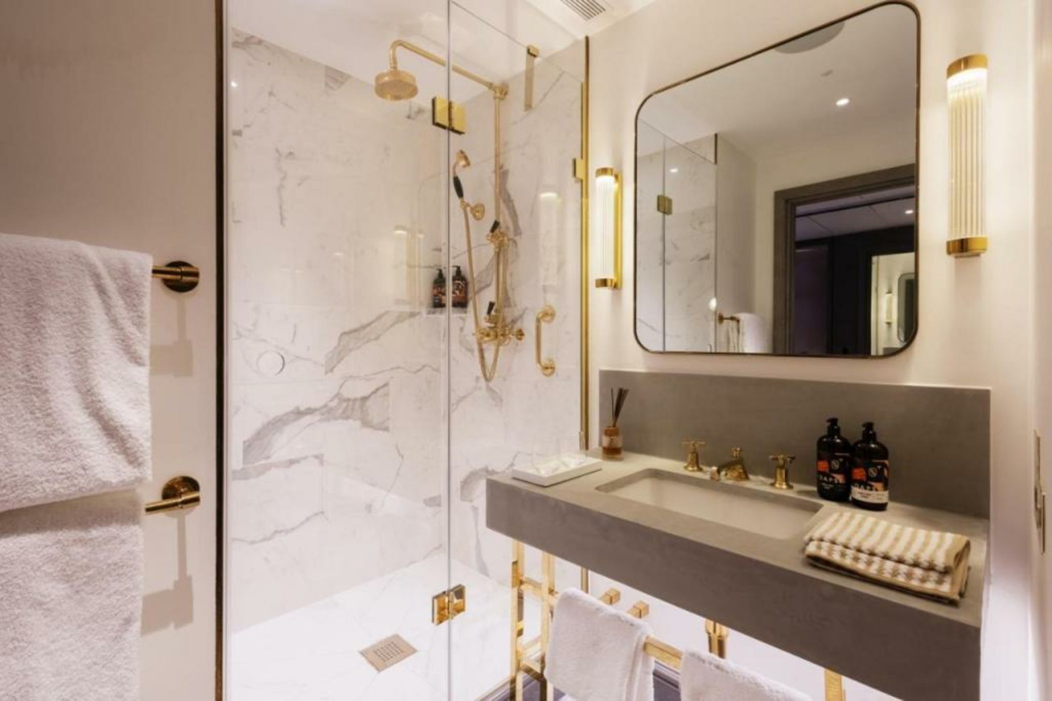 Hart Shoreditch Hotel London, Curio Collection by Hilton