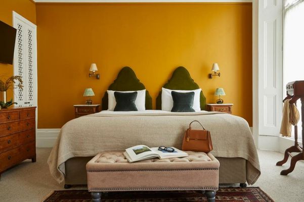 Georgian House Hotel