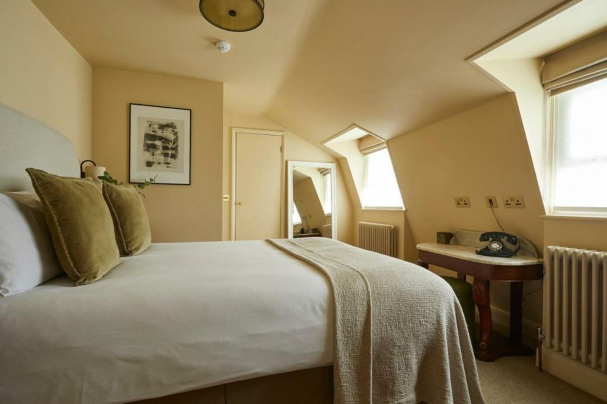 Georgian House Hotel