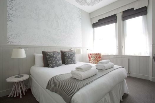 Georgian House Hotel