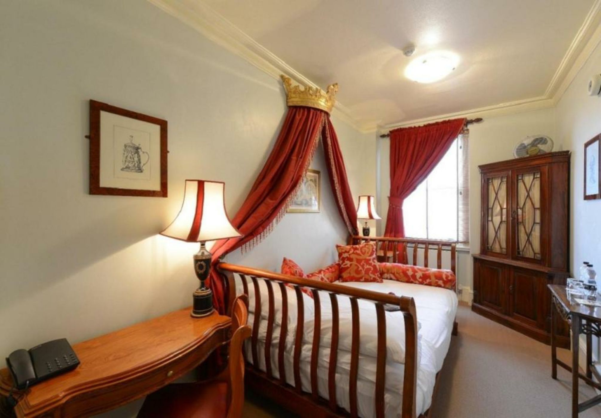 Twenty Nevern Square Hotel