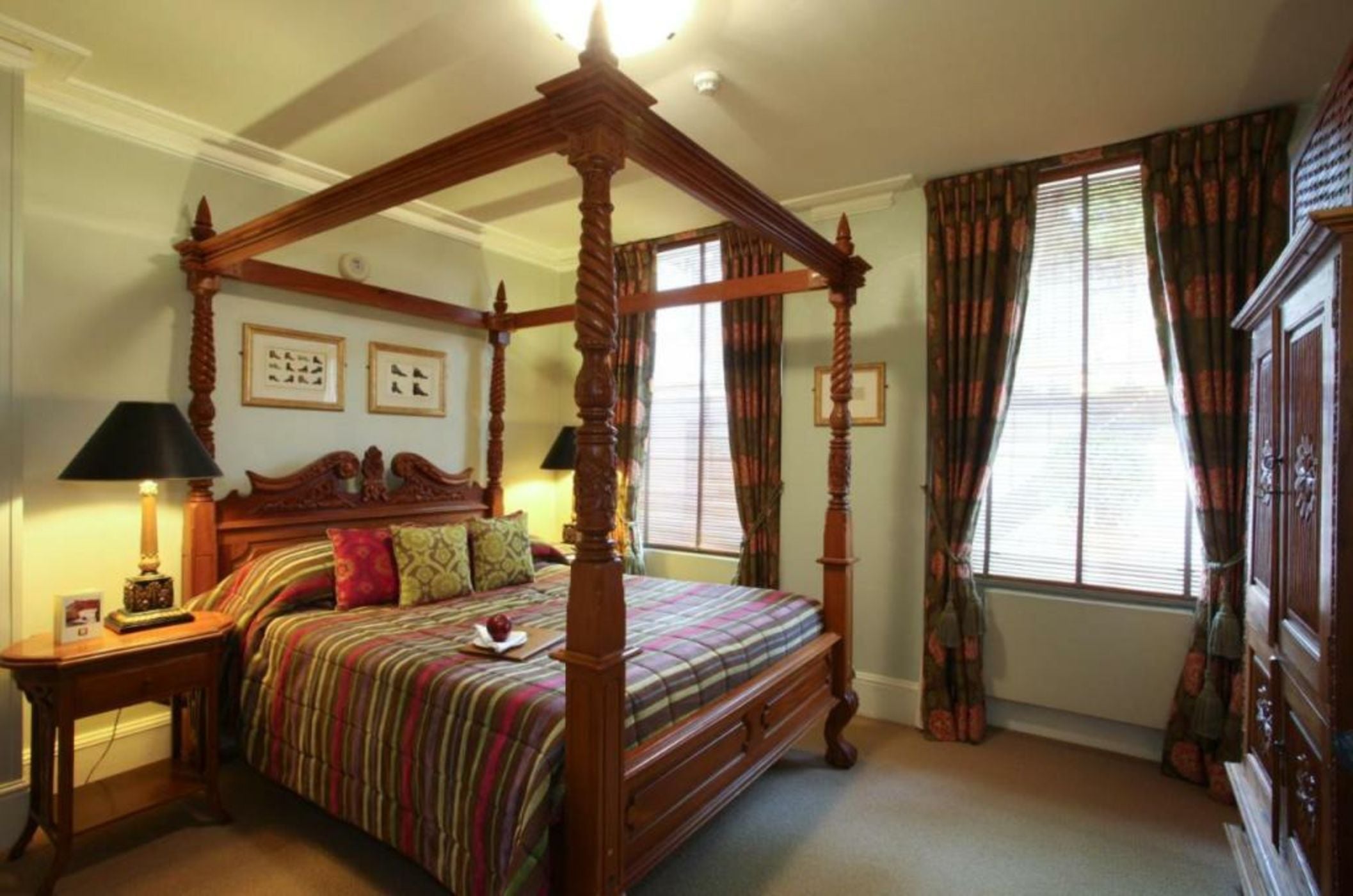 Twenty Nevern Square Hotel