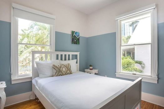 Miami River Inn by Renzzi