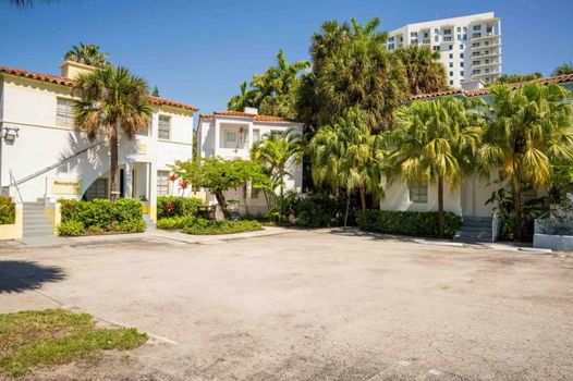 Miami River Inn by Renzzi