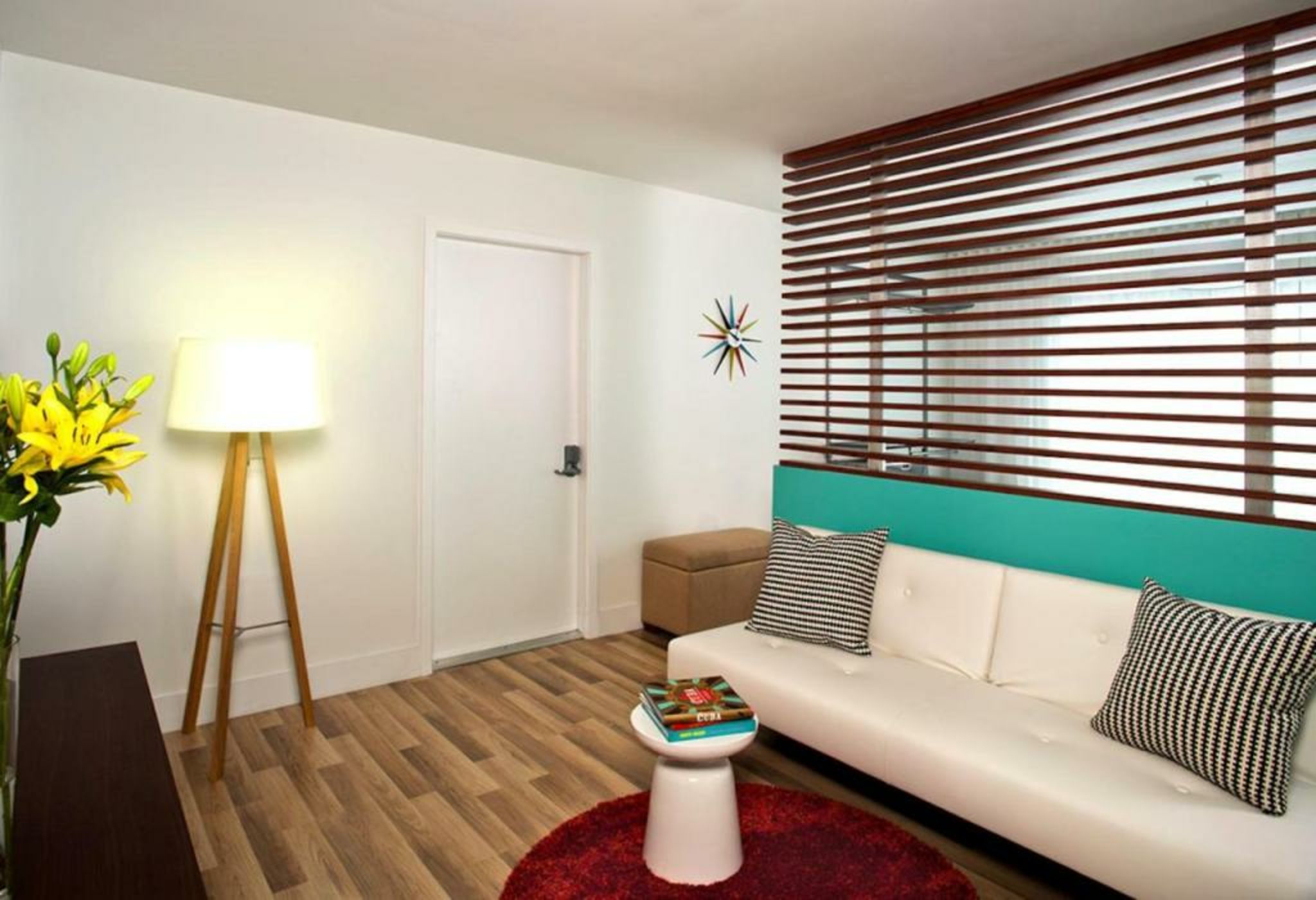 1818 Meridian House Apartments and Suites by Eskape Collection