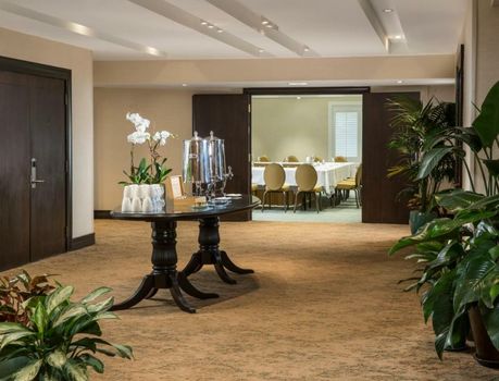 The Palms Hotel & Spa