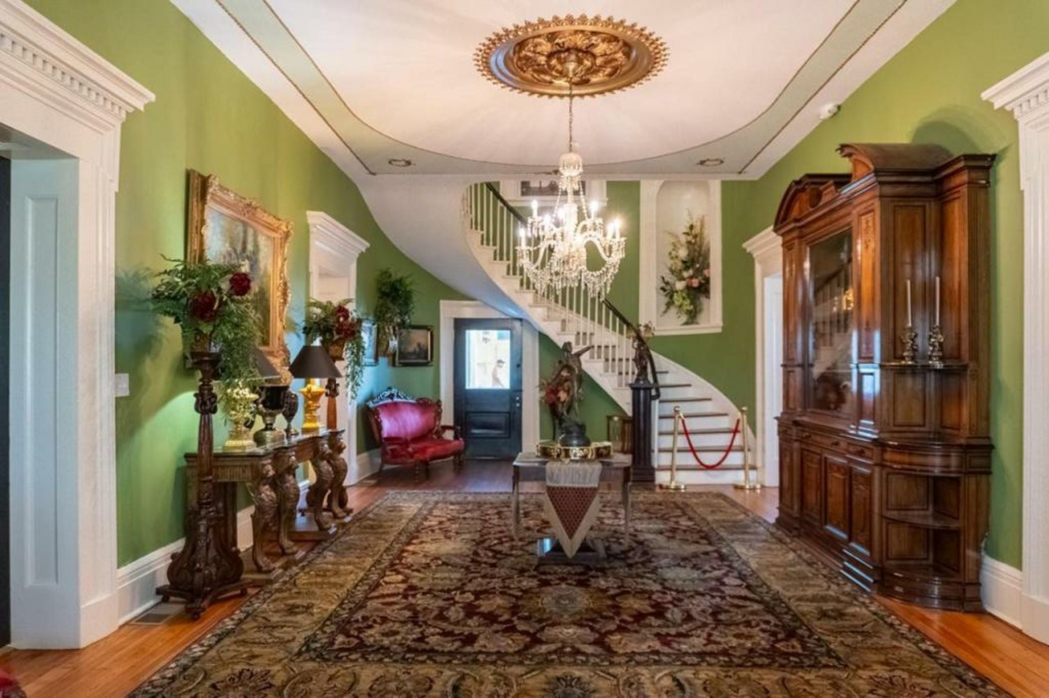 Belle Air Mansion and Inn