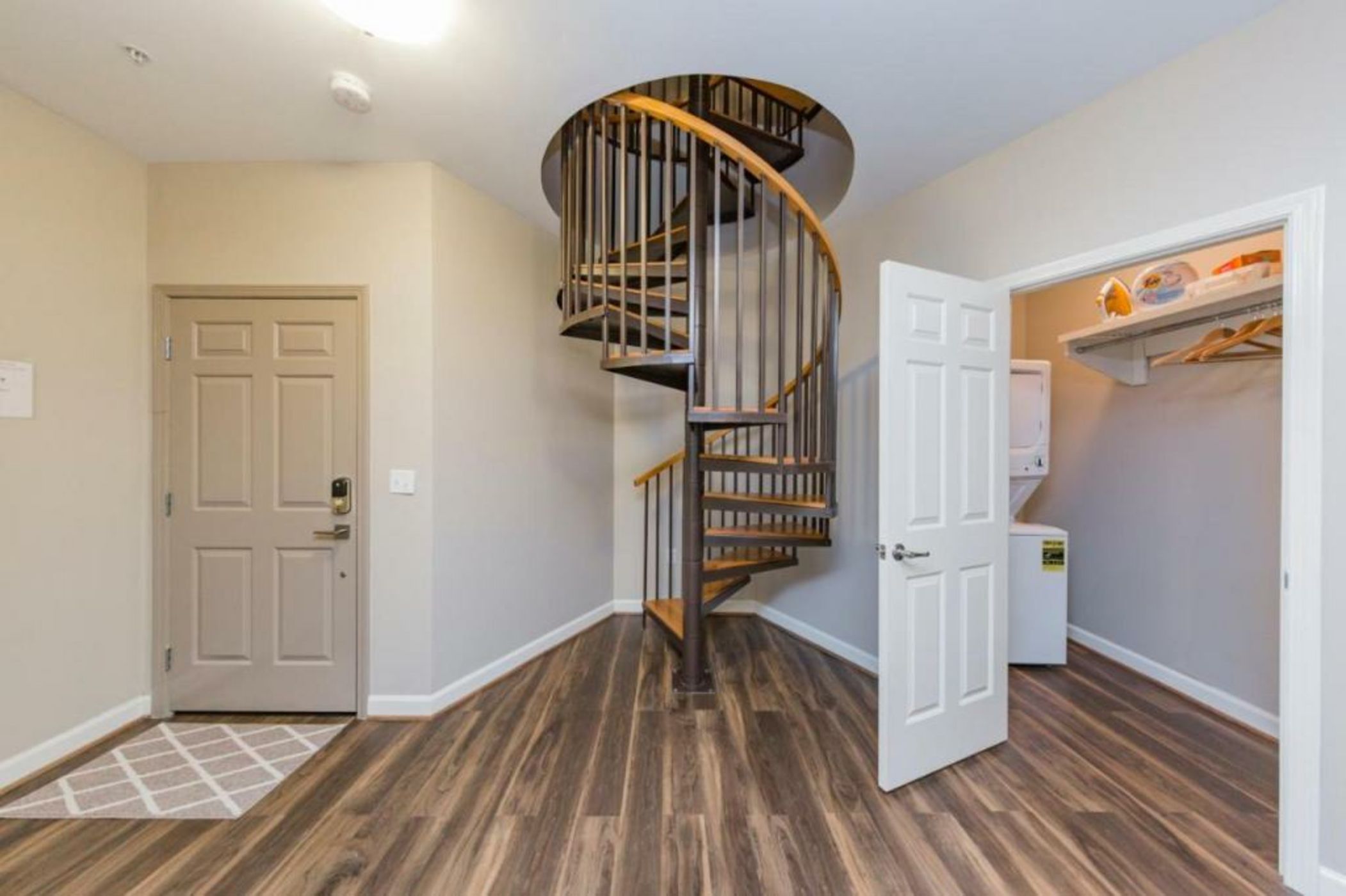 Mint House Nashville - Hillsboro Village