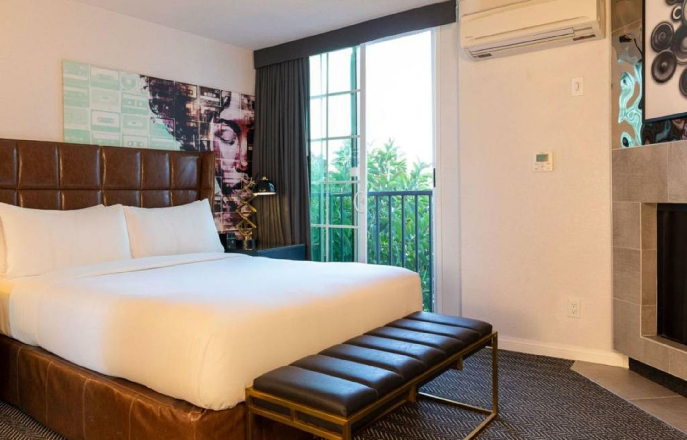 Montrose at Beverly Hills