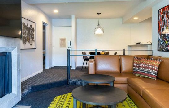 Montrose at Beverly Hills