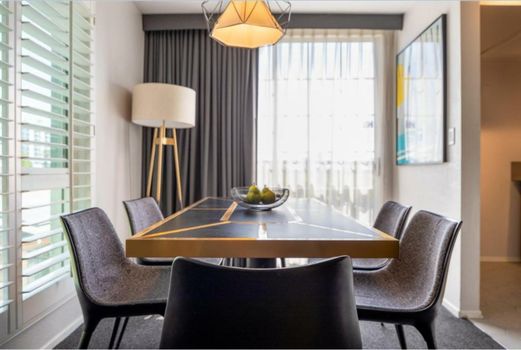 Montrose at Beverly Hills