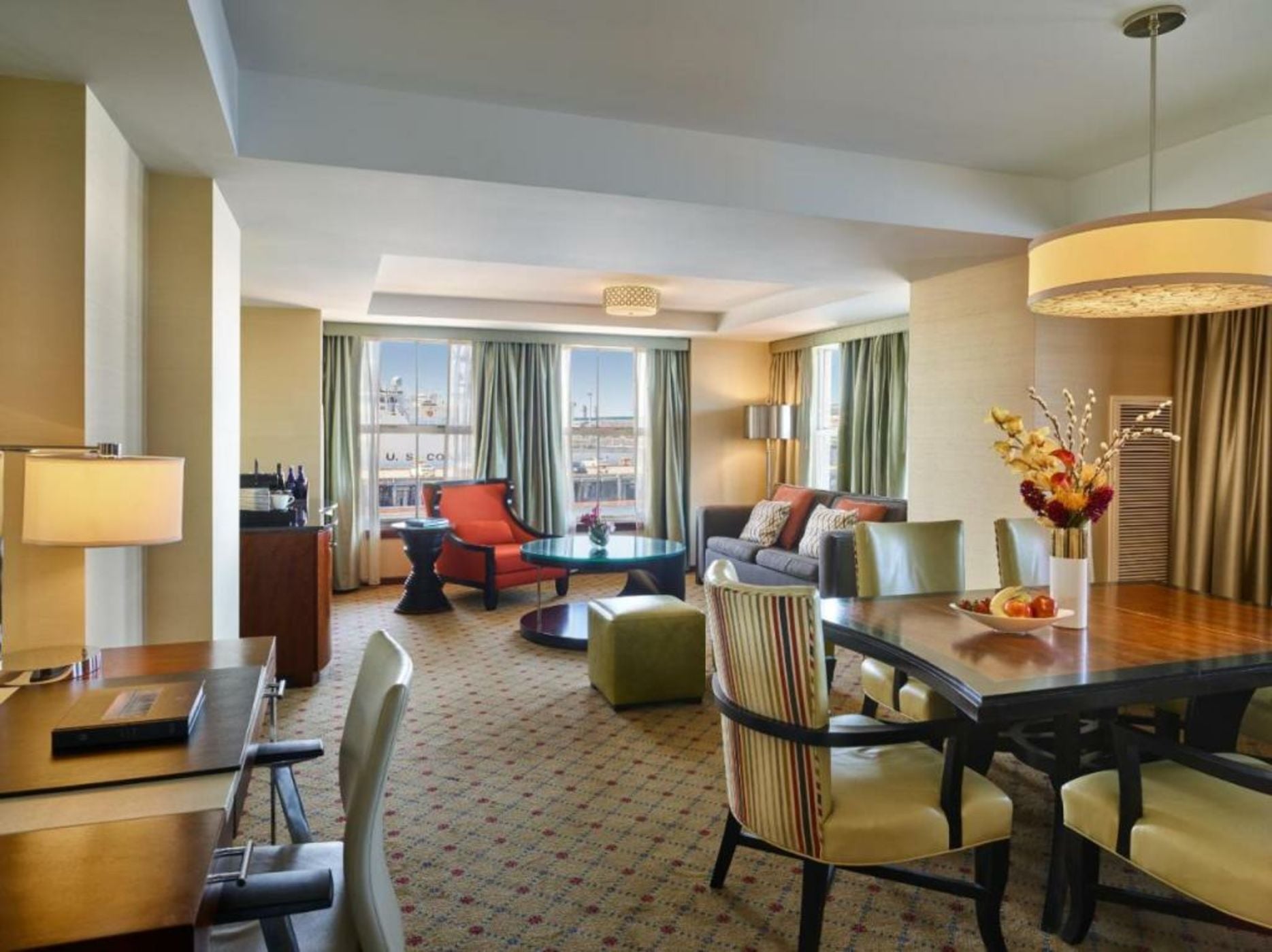 Battery Wharf Hotel, Boston Waterfront