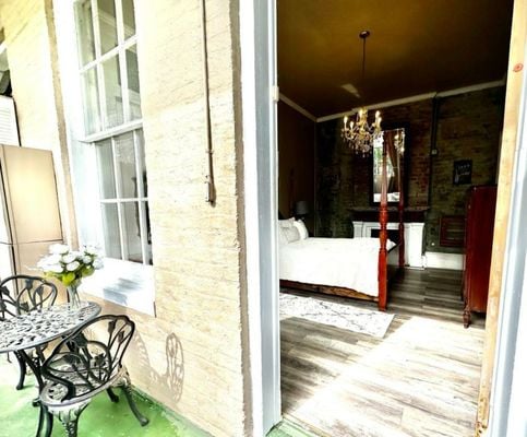 Fleur De Lis Mansion