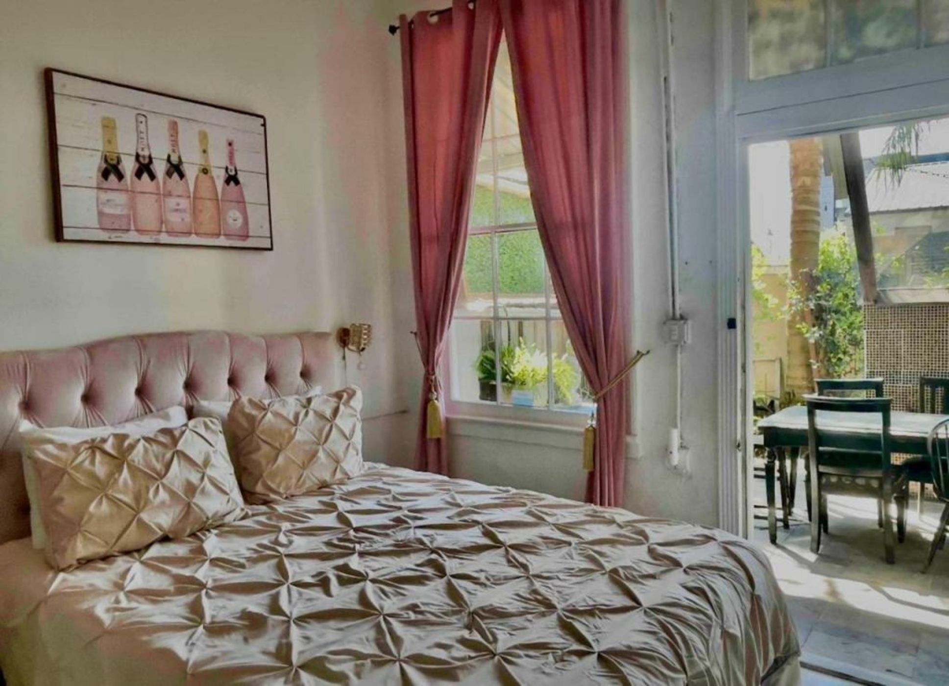 Fleur De Lis Mansion