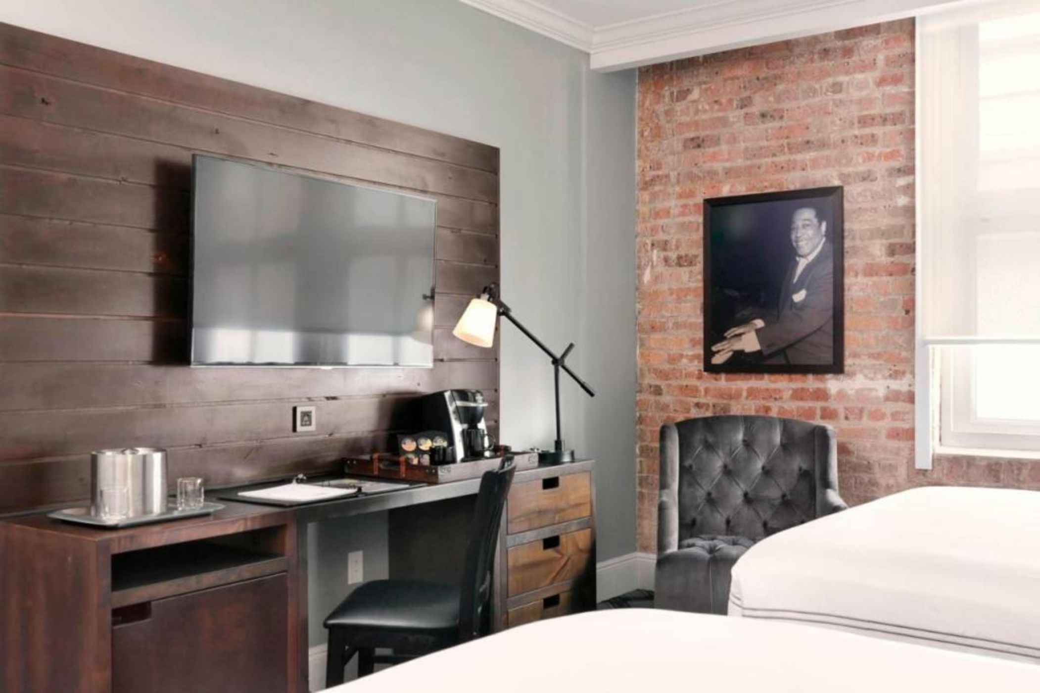 Q&C Hotel and Bar New Orleans, Autograph Collection