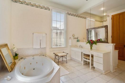 Maison Perrier Bed & Breakfast