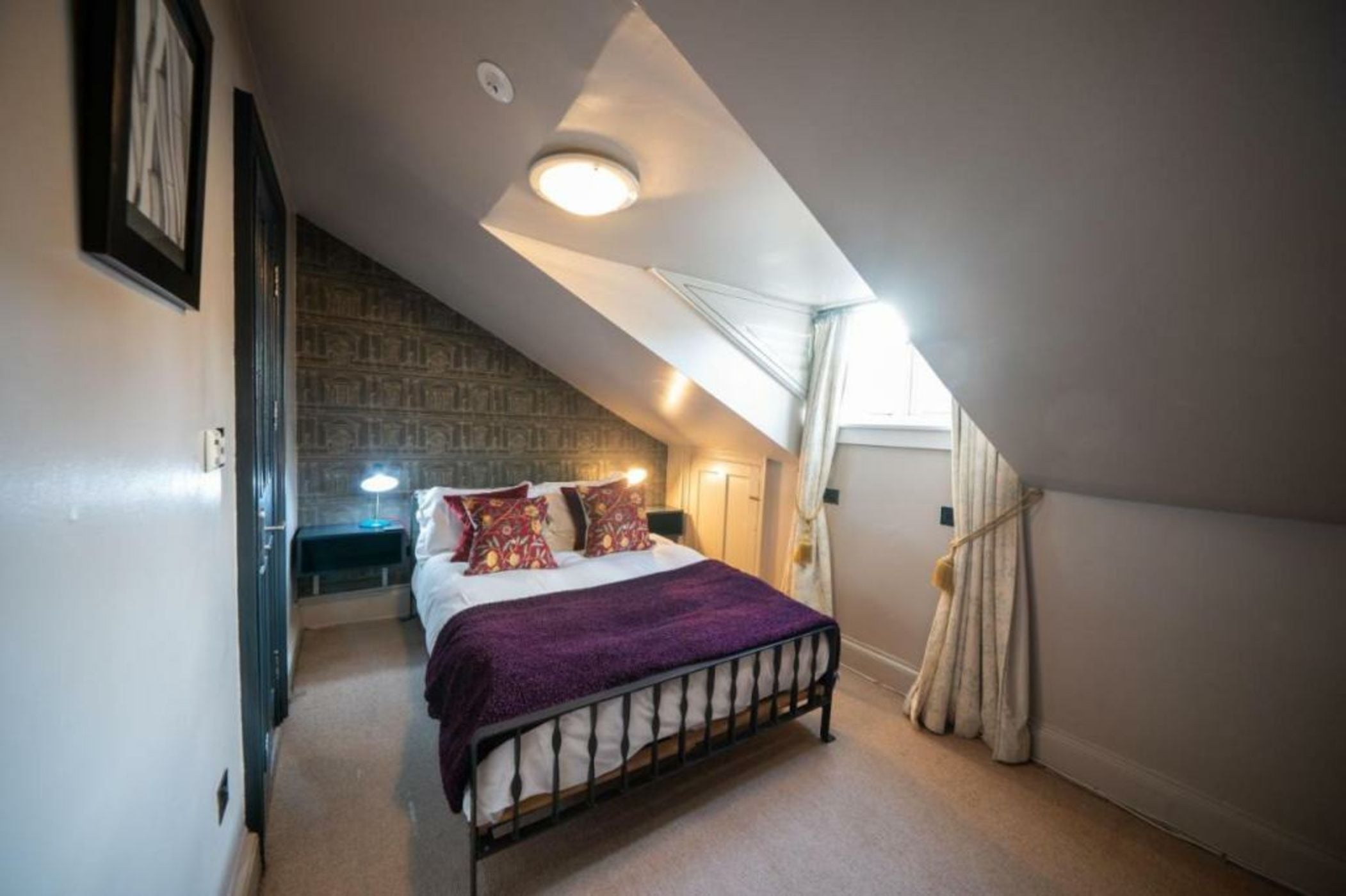 No11 Boutique Hotel & Brasserie