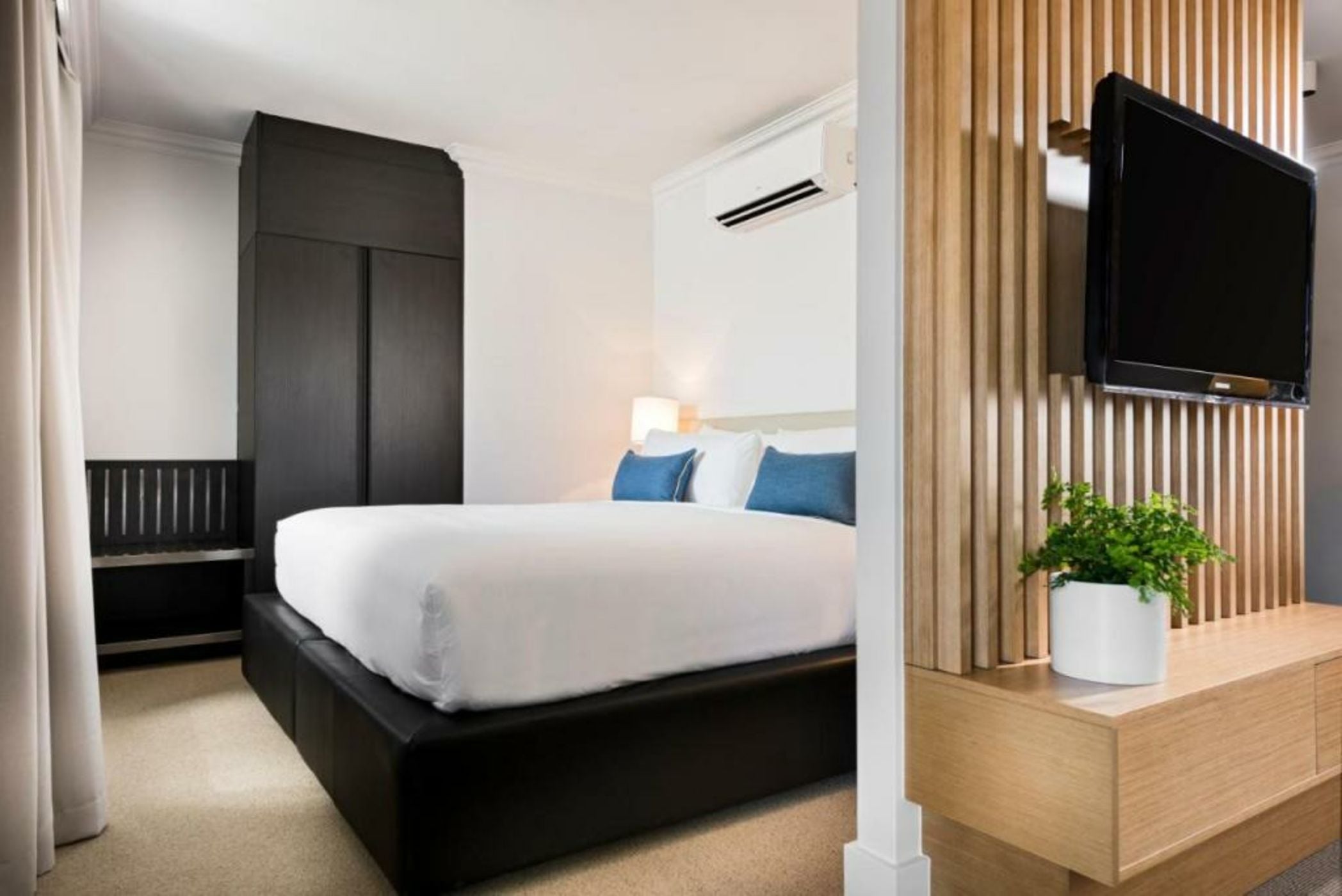 Tradewinds Hotel and Suites Fremantle