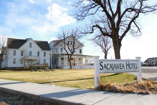 The Sacajawea Hotel
