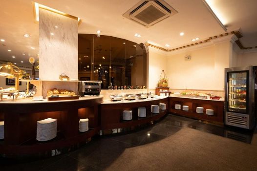 Hotel Majestic Saigon