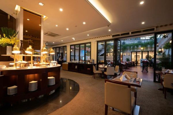 Hotel Majestic Saigon