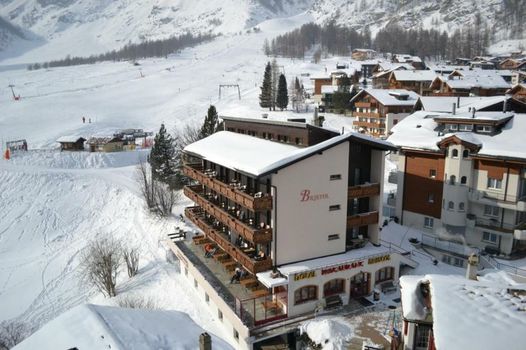 Hotel Bristol