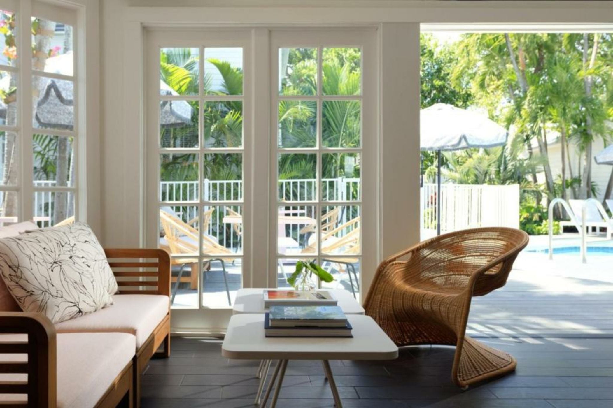 Lighthouse Hotel - Key West Historic Inns