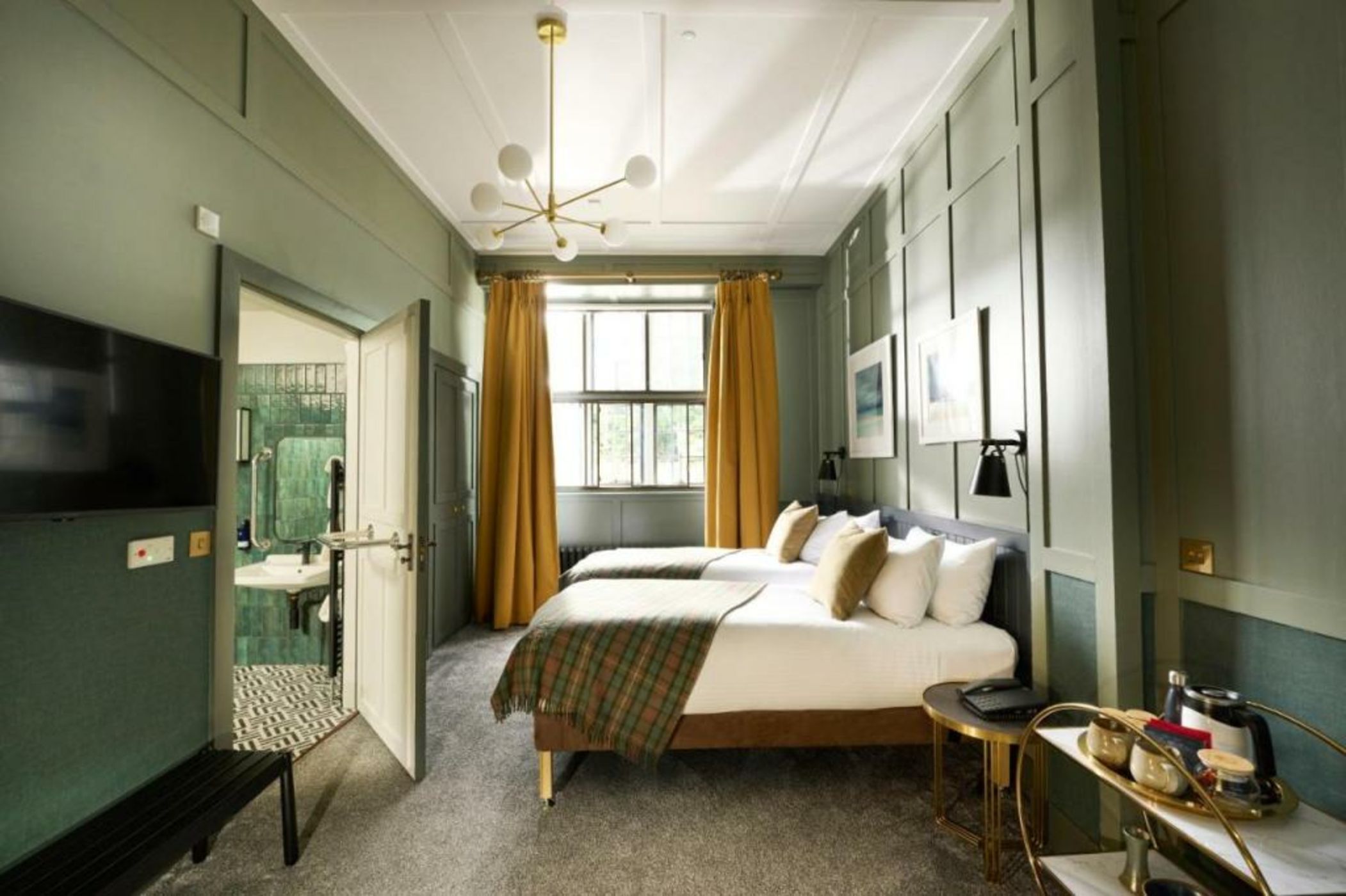 Royal Marine Hotel, by Highland Coast Hotels