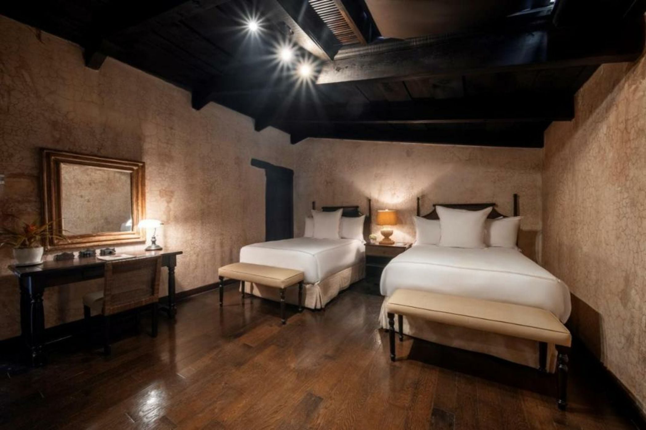 El Convento Boutique Hotel