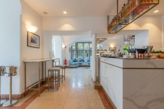 Casa Du Lac, by R Collection Hotels